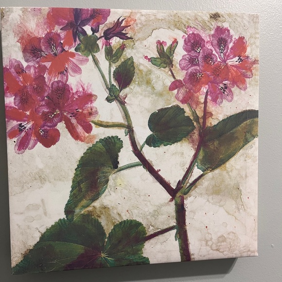 2 Beautiful Square Flower Canvases!! - Picture 1 of 3